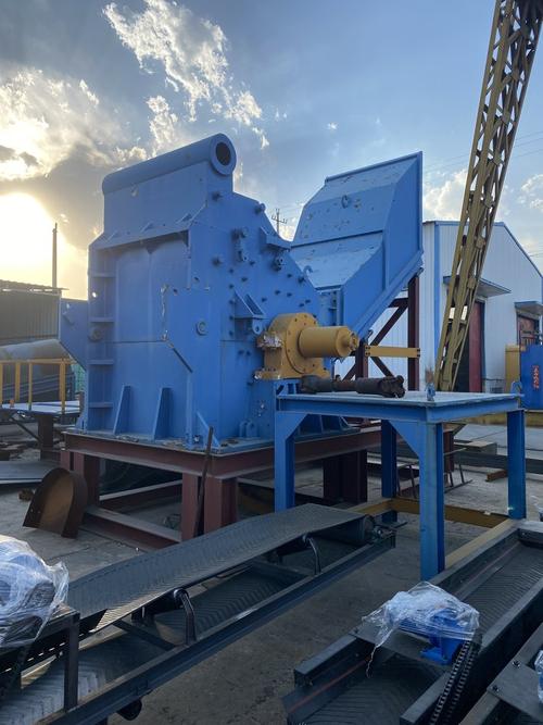 二手废铁破碎料设备