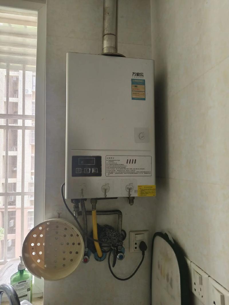 万家乐燃气热水器故障显示E2