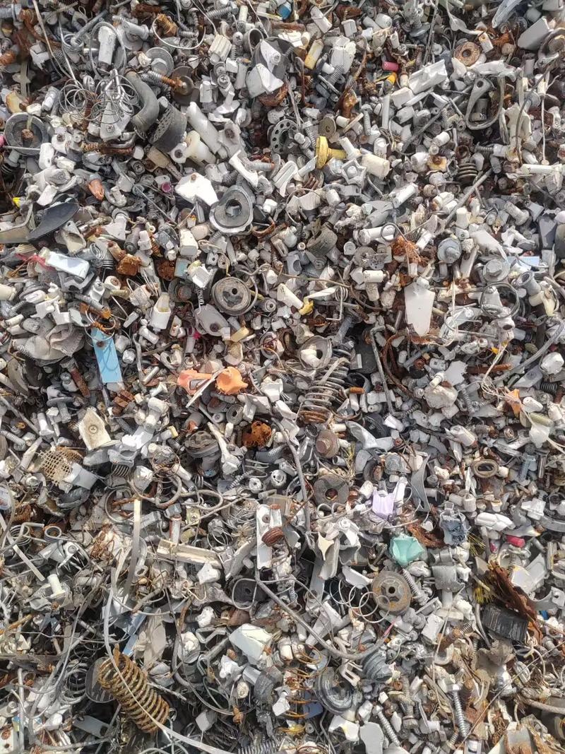 国外废铁破碎料有吗