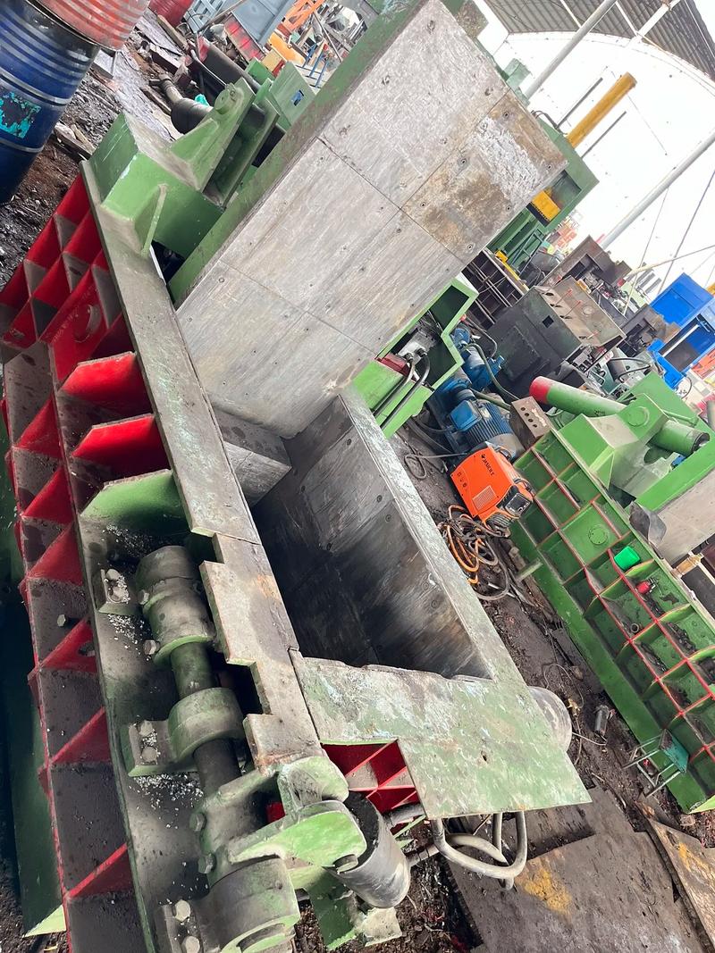 废铁压块机压力不足