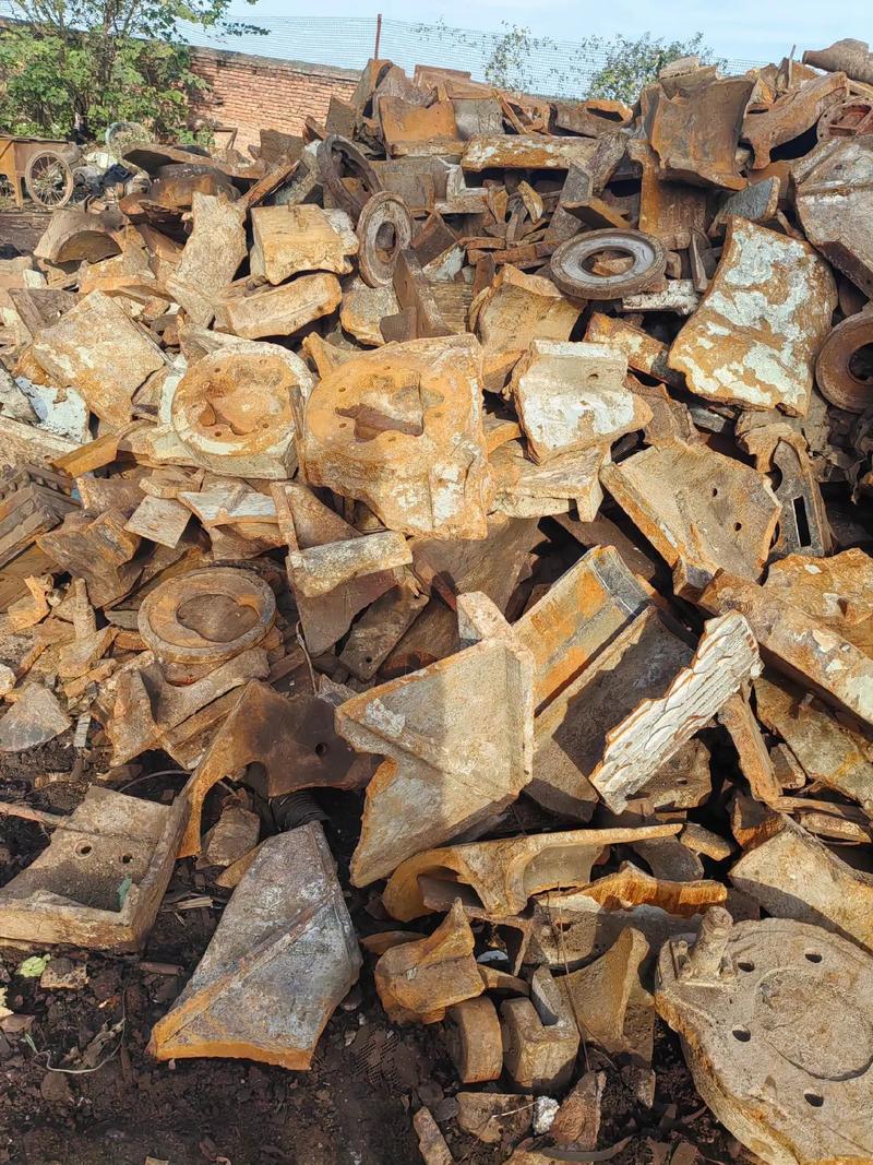 用什么废铁做破碎料