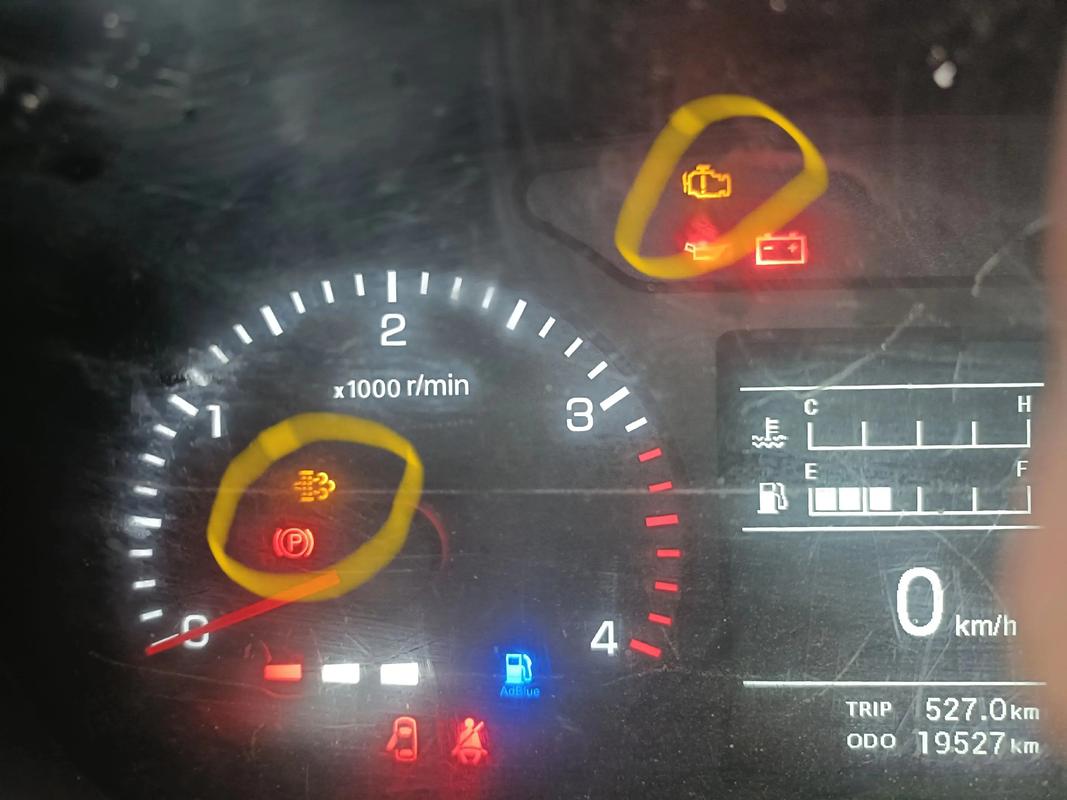 L32E09出现上下跳动故障