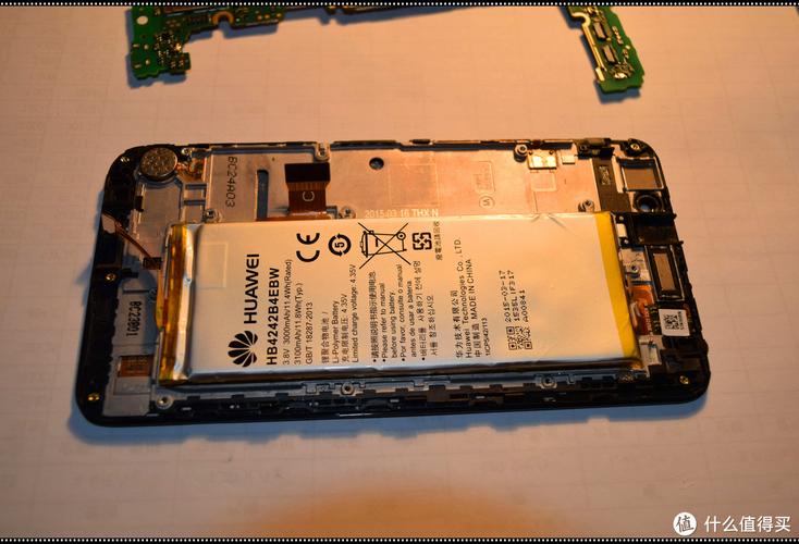 荣耀畅玩4x怎么拆电池