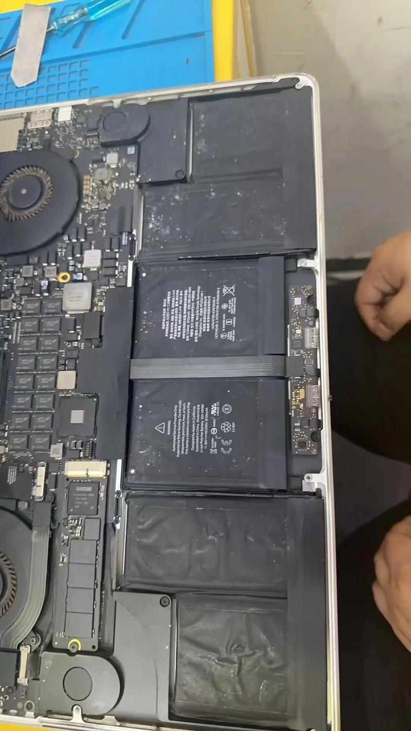 苹果笔记本电脑更换电池