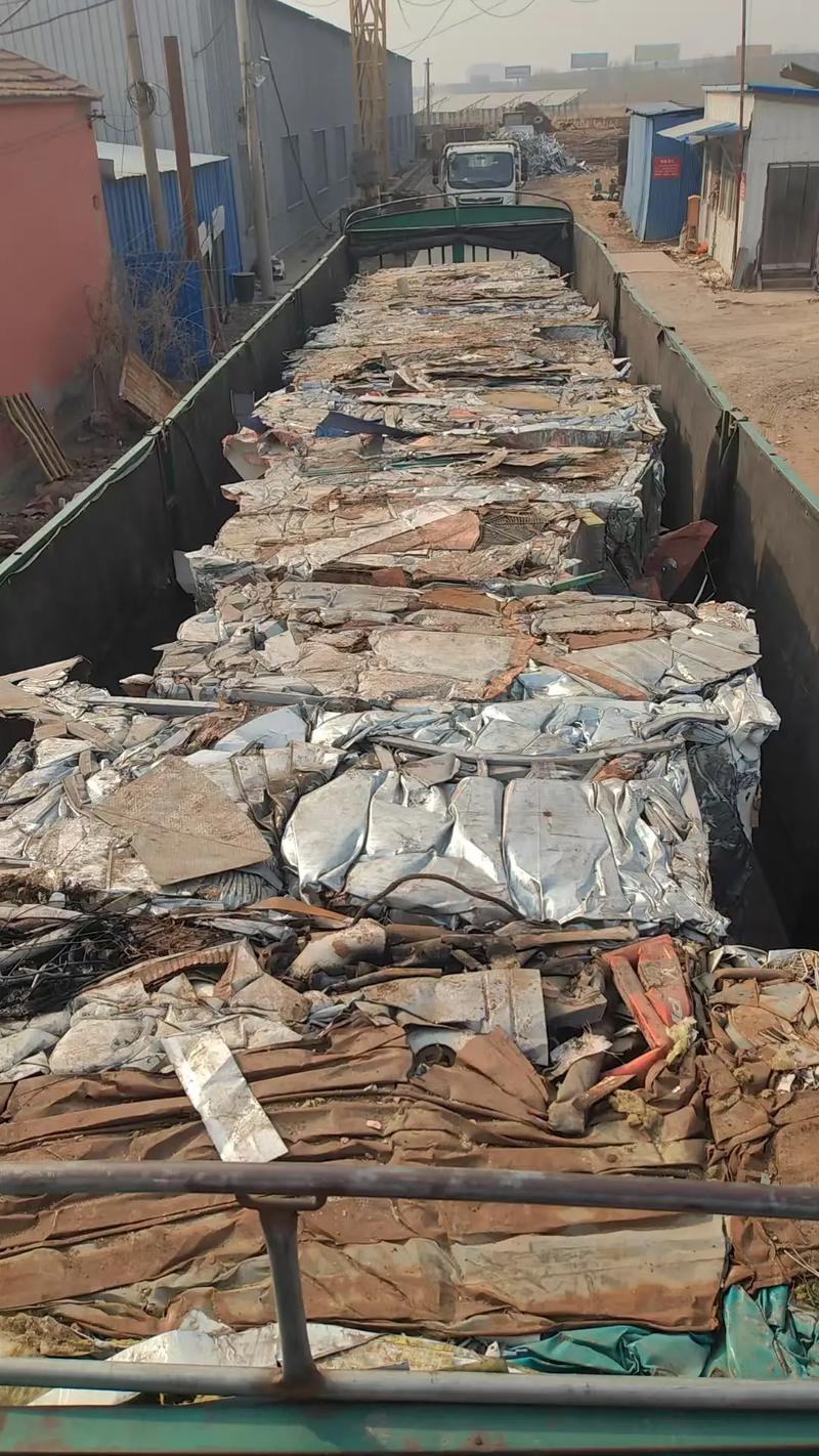 青岛哪里有废铁压块