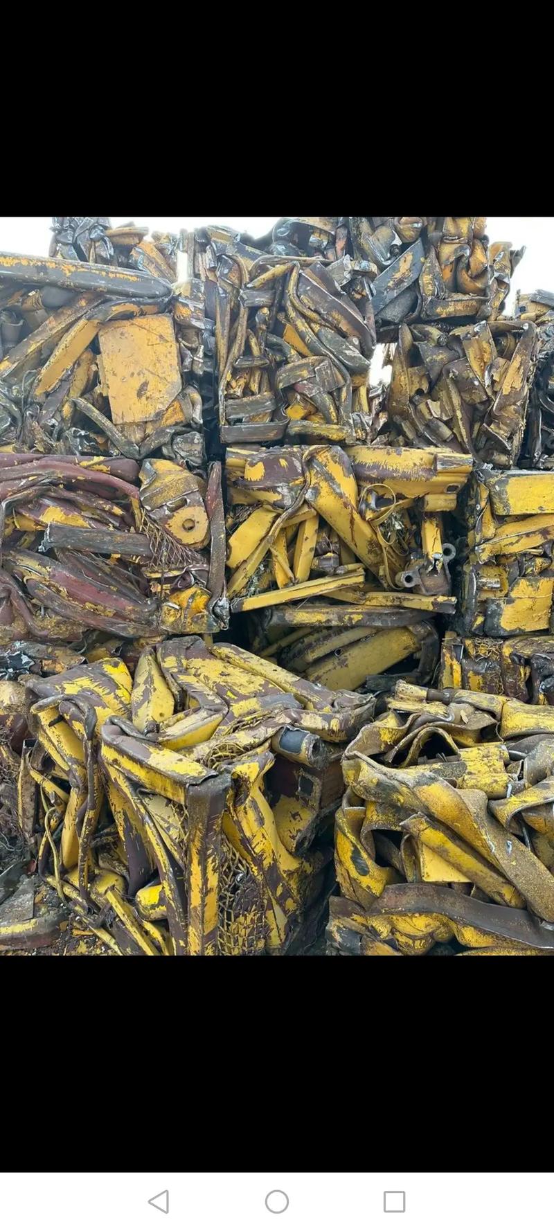 青岛哪里有废铁压块