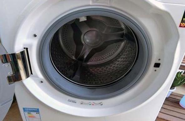 松下全自动洗衣机显示E0故障