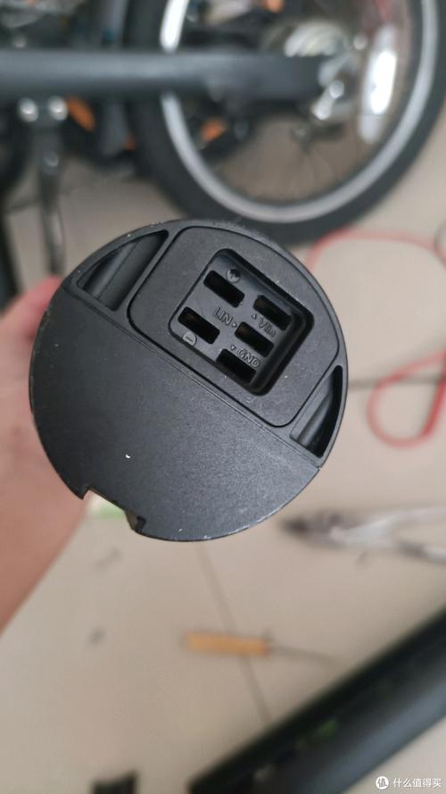 小米助力自行车 拆电池