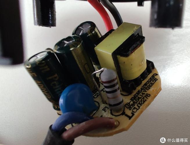 美的120外机led3灯故障