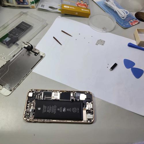 苹果6换过电池电池松动