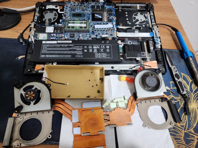 神舟笔记本主板电池在哪