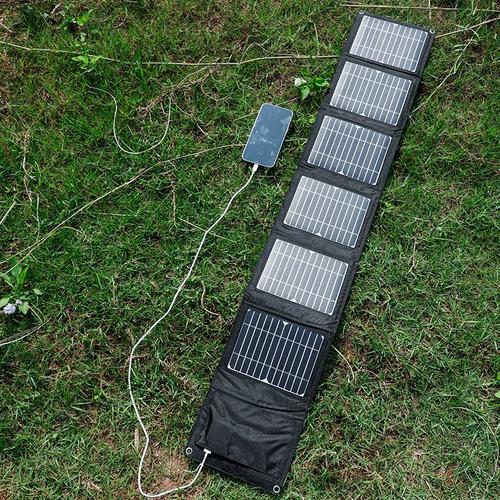 太阳能电池给充电宝充电