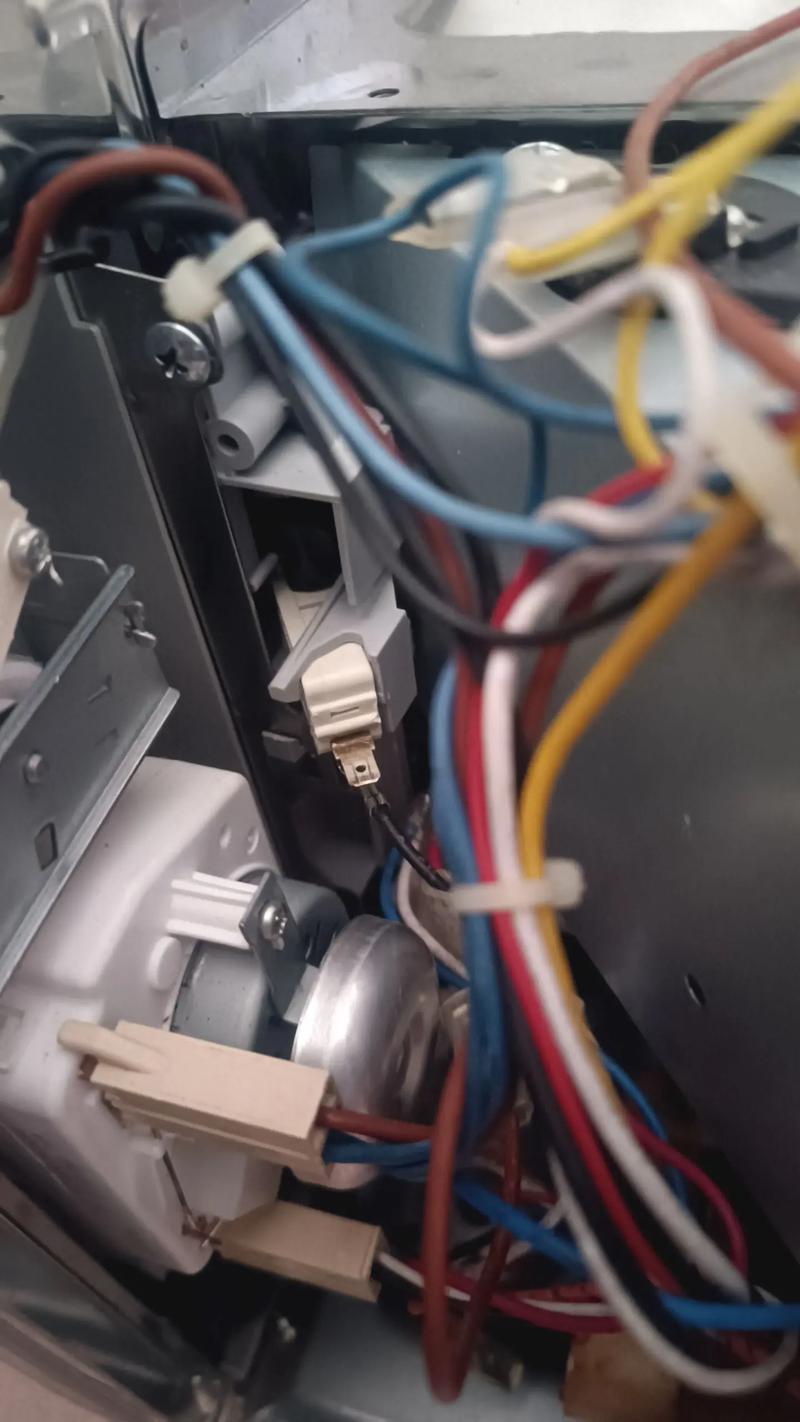 格兰仕ch2122故障不加热