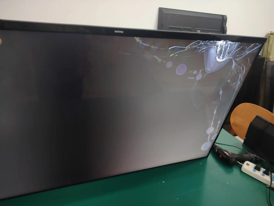 长虹led32568灰屏故障