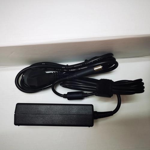 笔记本电池外接电源充电