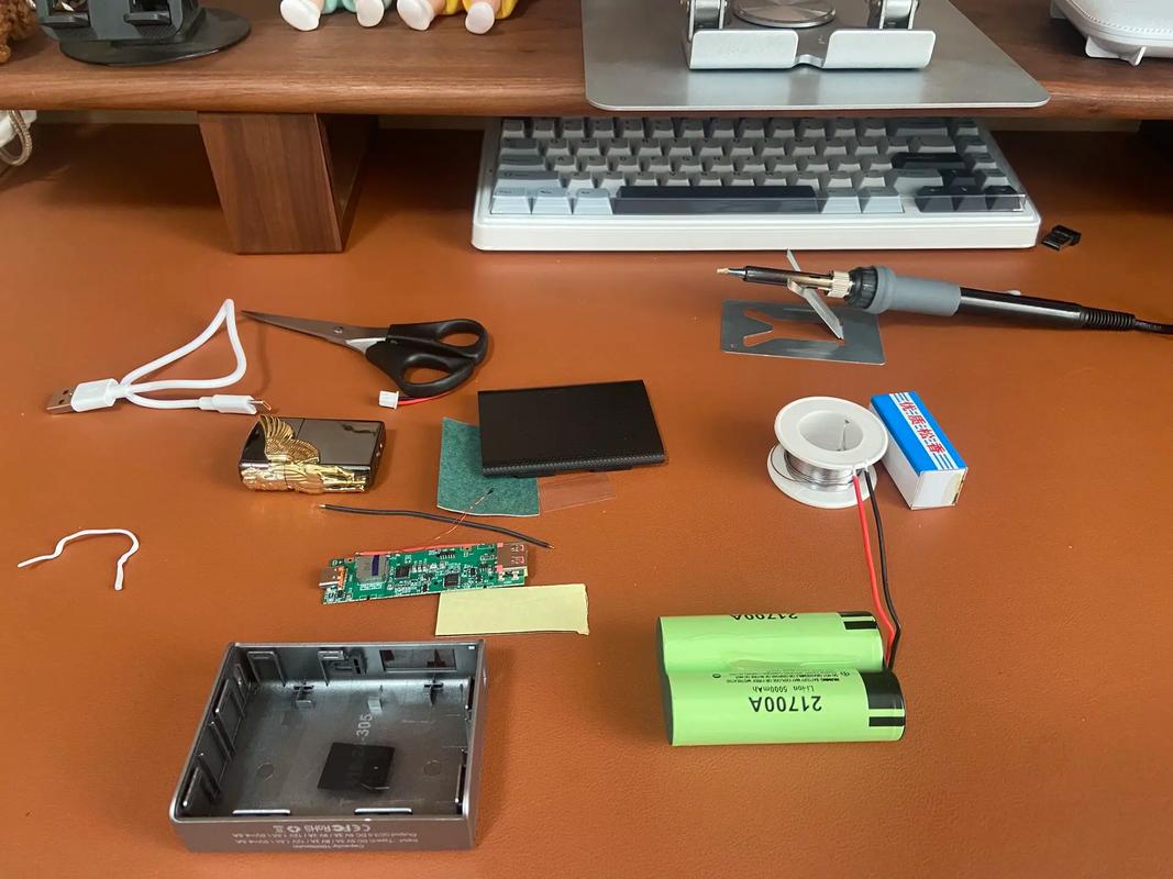 废旧 手机电池 diy