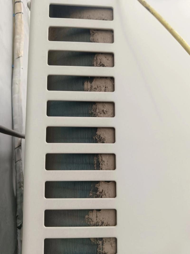 格力2P定频制热显E1故障